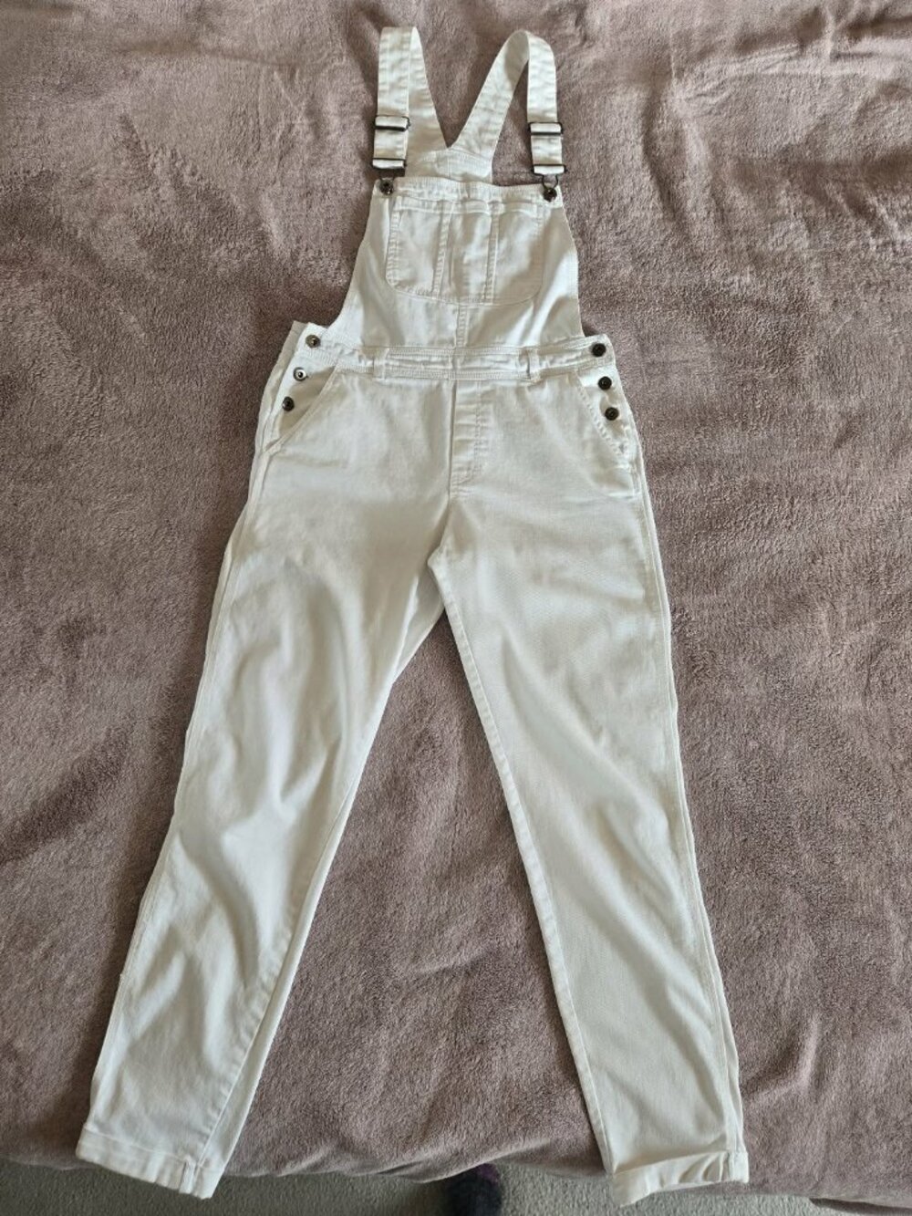 Cute White Stretch Denim Overalls - Women’s Medium